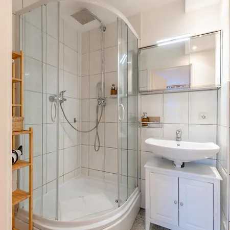 Apartment Awesome - Sophienstraße Im Zentrum Und Netflix Kassel